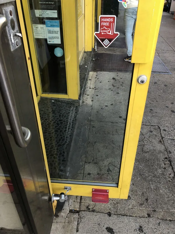 Hands-Free Automatic door on Restaurant, Queens, New York