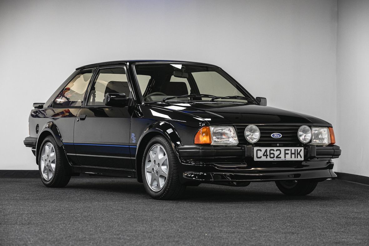 Princess Diana's Much Loved Ford Escort RS Car Could Fetch £100,000 At Upcoming Auction