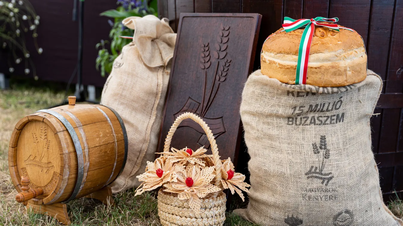 Így készült ez a különleges ünnepi kenyér