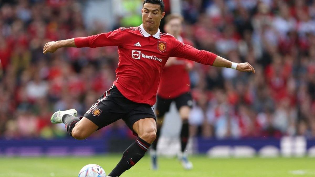 Ronaldo tovább cirkuszol, otthagyta a Manchester Unitedet