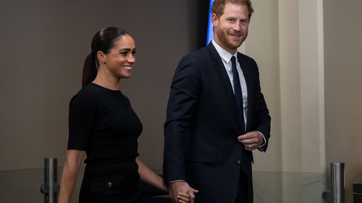 Megszületett a döntés: Harry herceg és Meghan visszatérnek Nagy-Britanniába