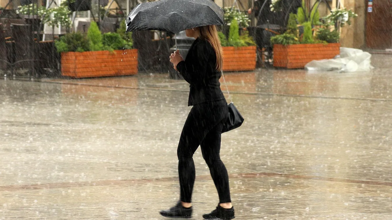 Órák kérdése, és ránk szakad az ég