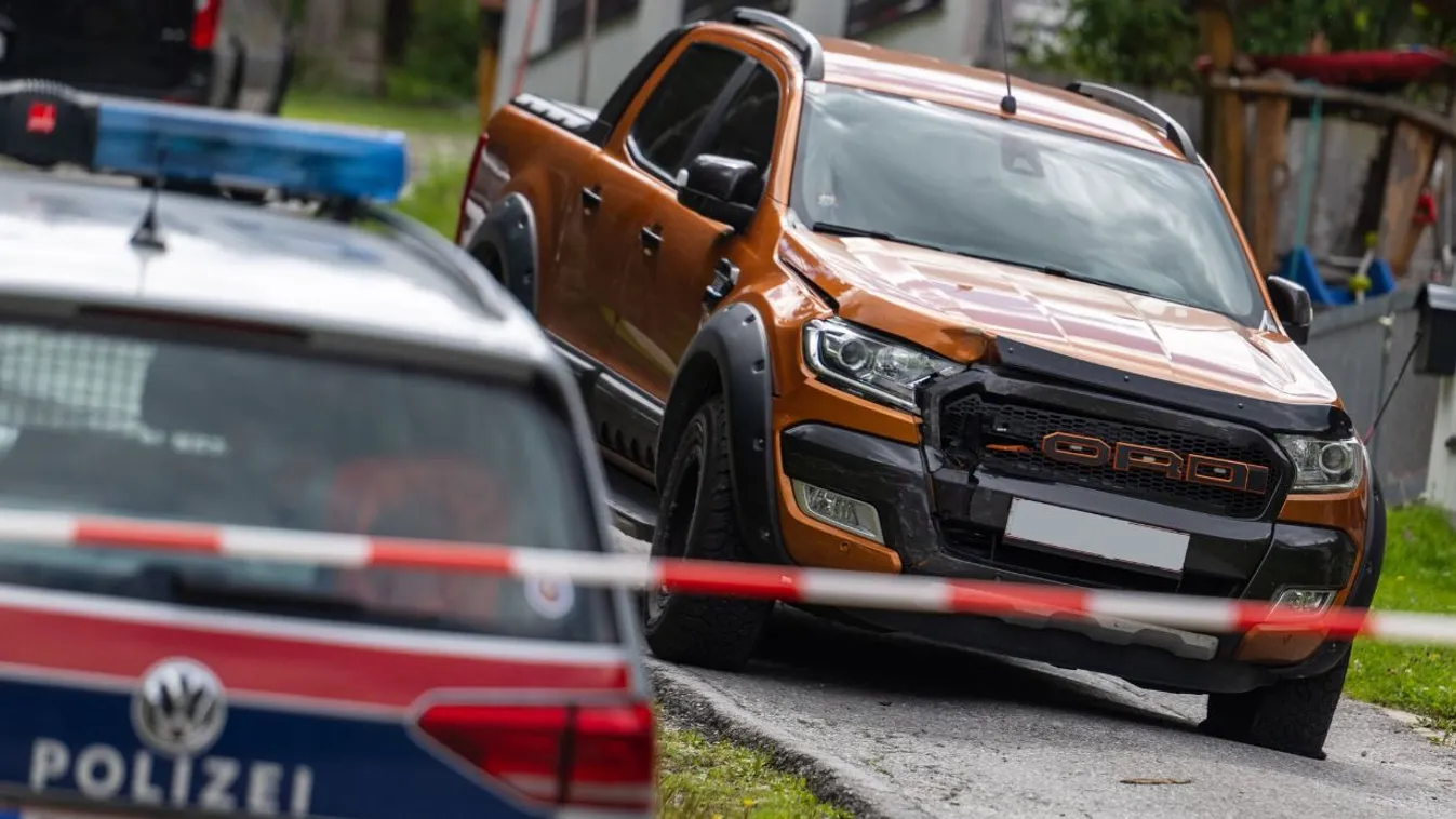 Rendőrök közé hajtott terepjárójával egy dzsihadista édesanyja Ausztriában