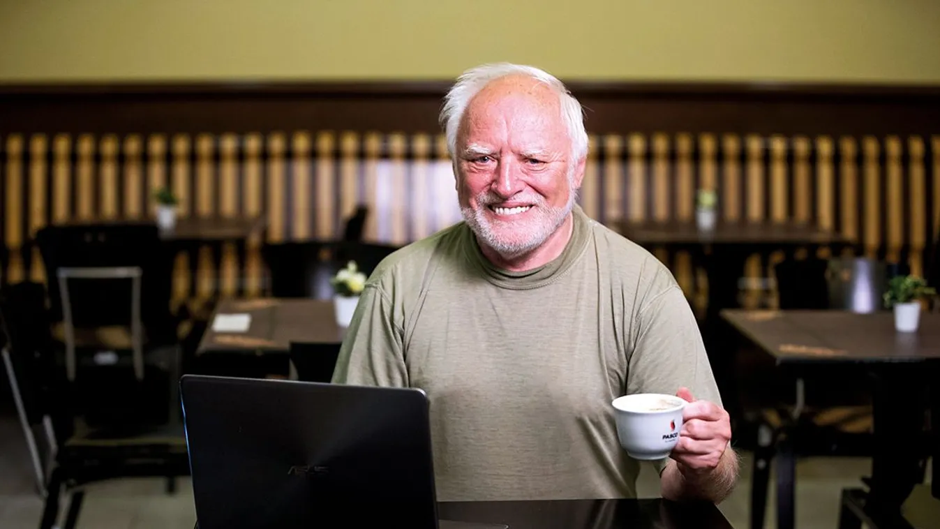 „Hide the Pain Harold” interjút adott a Mandinernek