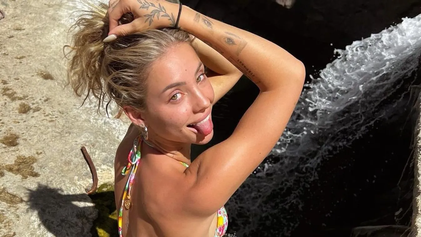 Letolta a bugyit, lesd meg a vadóc álomnő szeméremdobját