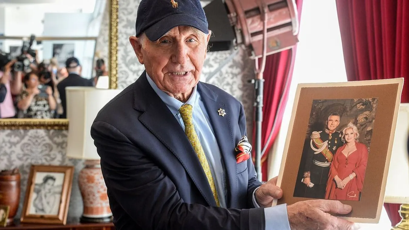 Szívműtéten esett át az elhunyt magyar sztár özvegye