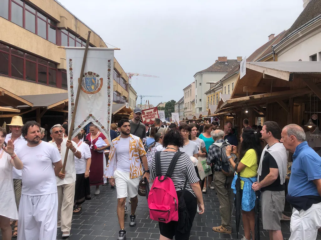 mesterségek ünnepe, ízek utcája