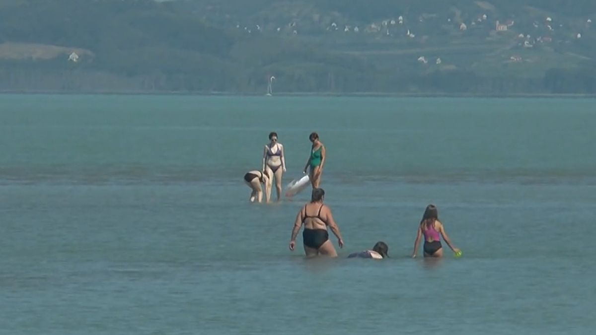 Balatoni kukkolófantom: vécébe szerelt rejtett kamerával figyelte a strandolókat