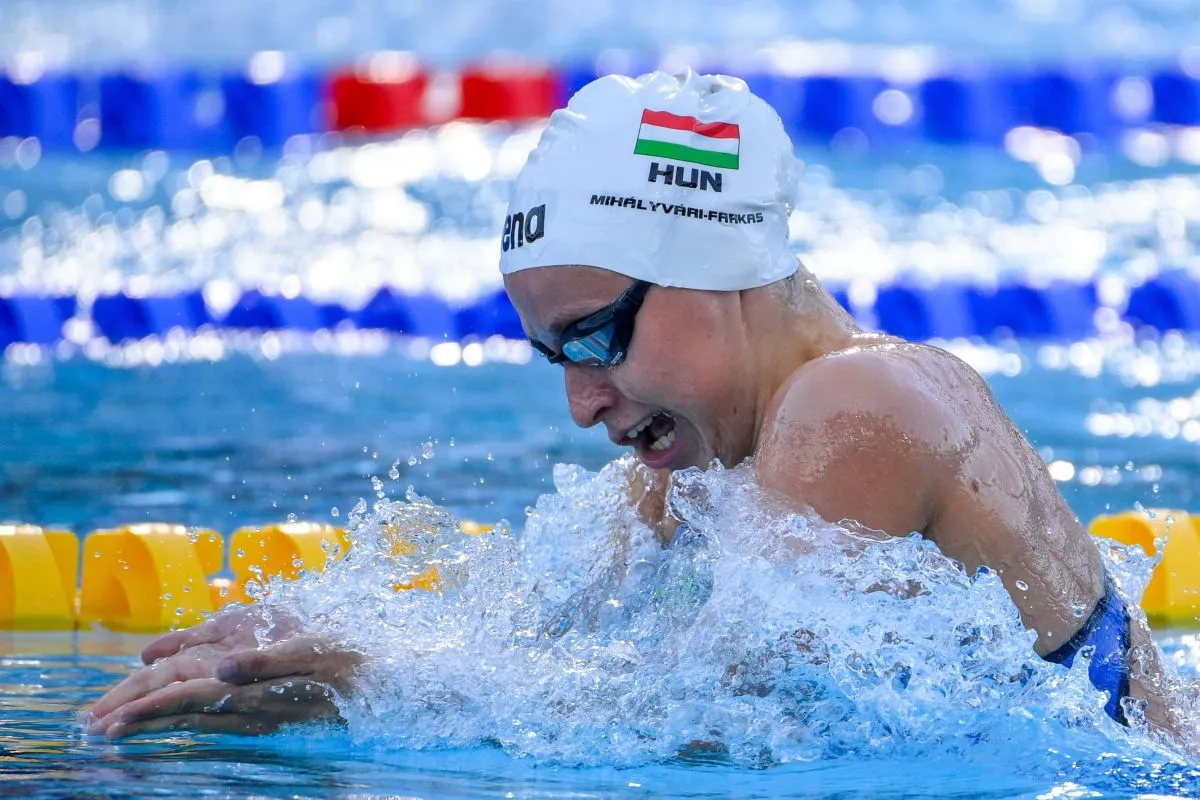 MIHÁLYVÁRI-FARKAS Viktória