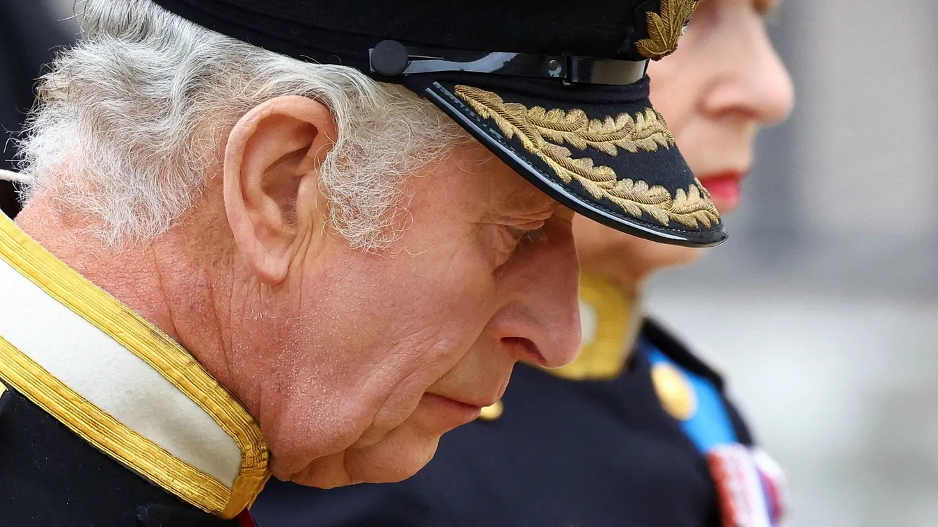 Itt az első hivatalos fotó III. Károly királyról