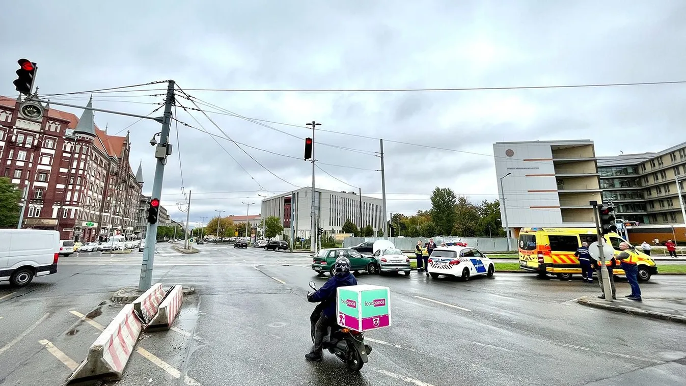 Megérkeztek az első fotók a Nagyvárad téri balesetről