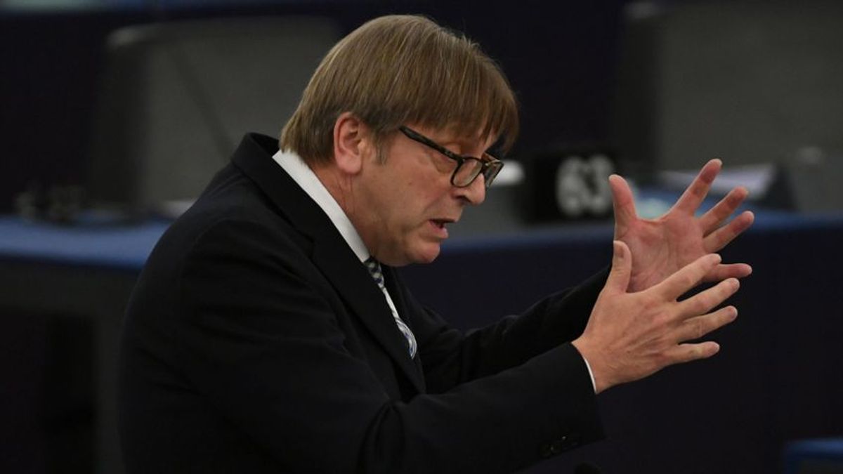 Verhofstadt szerint az európaiaknak is szenvedniük kell a szankciók miatt