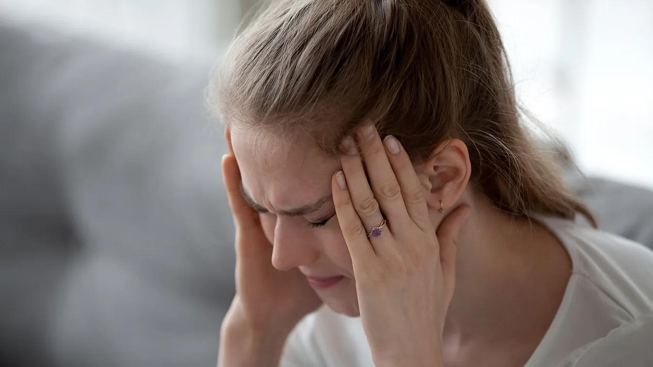 Először csak a fejed fáj, de később bedurvul: Így jelzi a tested, ha nem ittál elég vizet