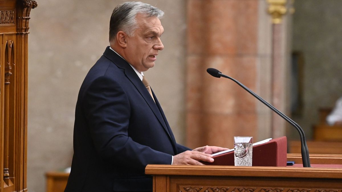 Orbán Viktor: a baloldal a háború pártján áll