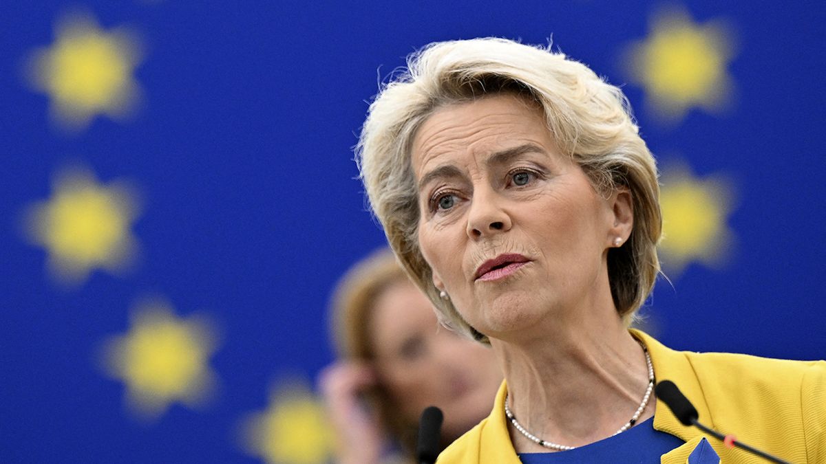 Biontech-Pfizer-vakcinaszerződés: miért titkolózik von der Leyen?