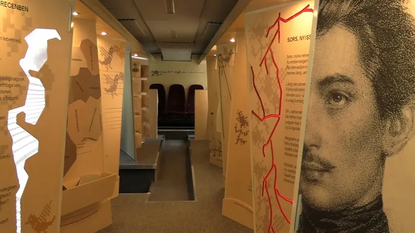 Vándorkiállításon a 200 éves Petőfi