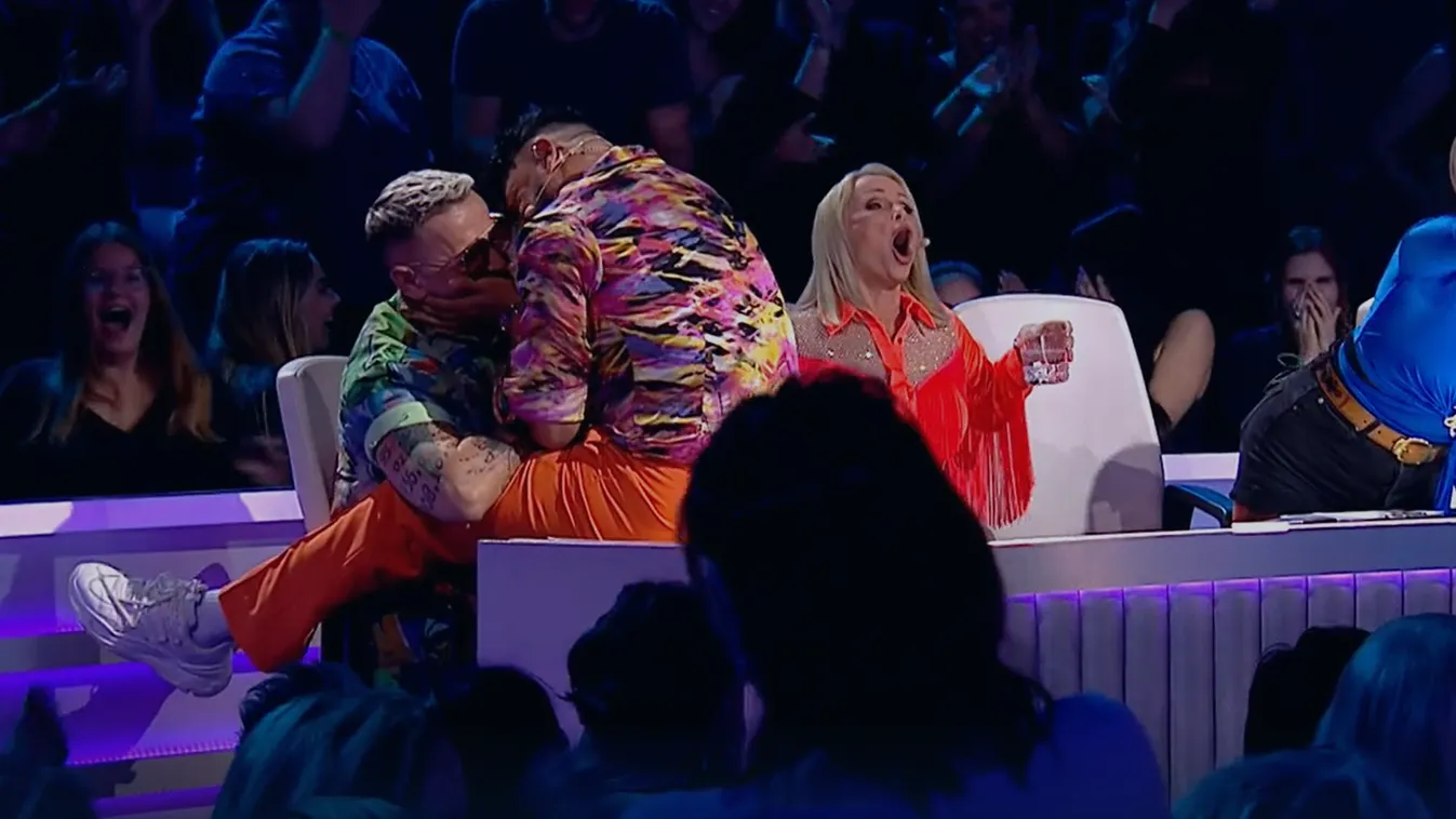 Pápai Joci és Majka között elcsattant egy csók - videó