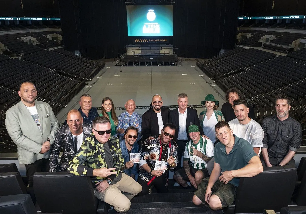 KUBATOV Gábor; SZAKOS Krisztián; LOTFI Begi; HEVESI Tamás; RÚZSA Magdi