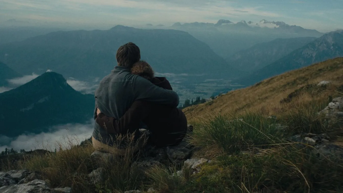 Erőss Zsolttal halála után is levelezett a felesége