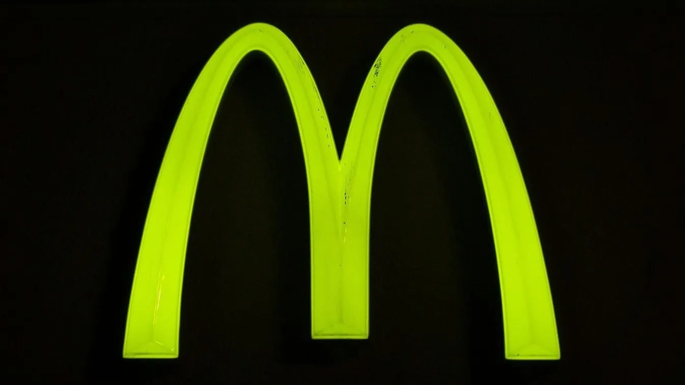 Nem hiszed el, mit ad alapból köretnek a Meki Indonéziában!