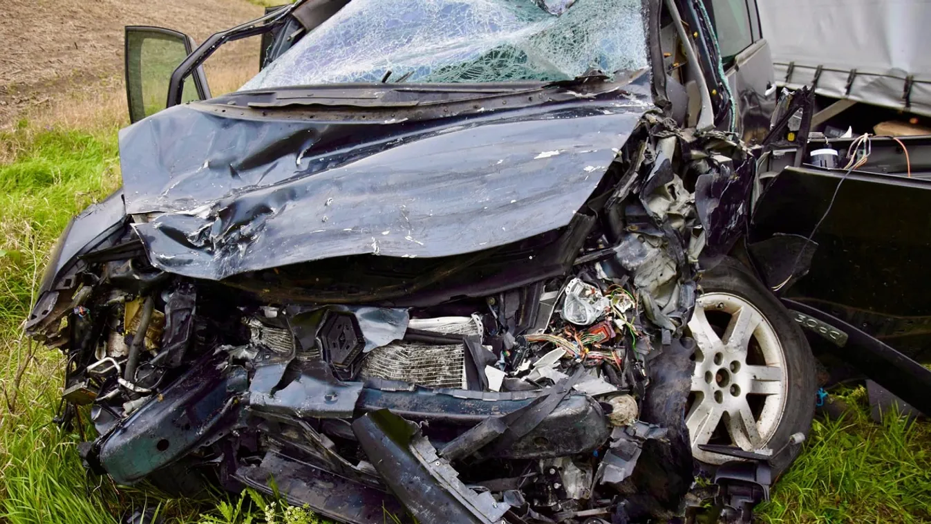 Utolsó erejével másokat védett a rendőr, önmagát nem tudta