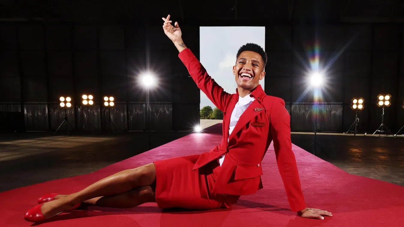 Szoknyás férfiak egy brit légitársaságnál.