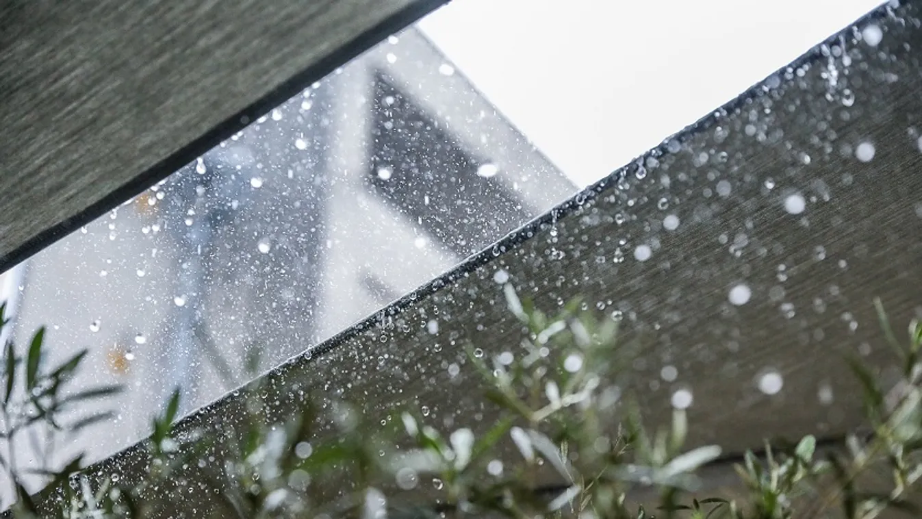 Brutális vihar közelít az ország felé, jégeső is várható