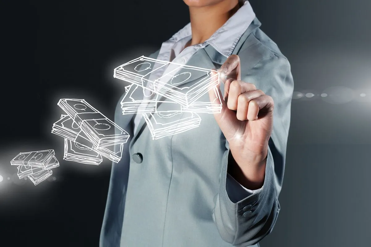 Chest,View,Of,Businesswoman,Drawing,Money,Banknotes,On,Screen