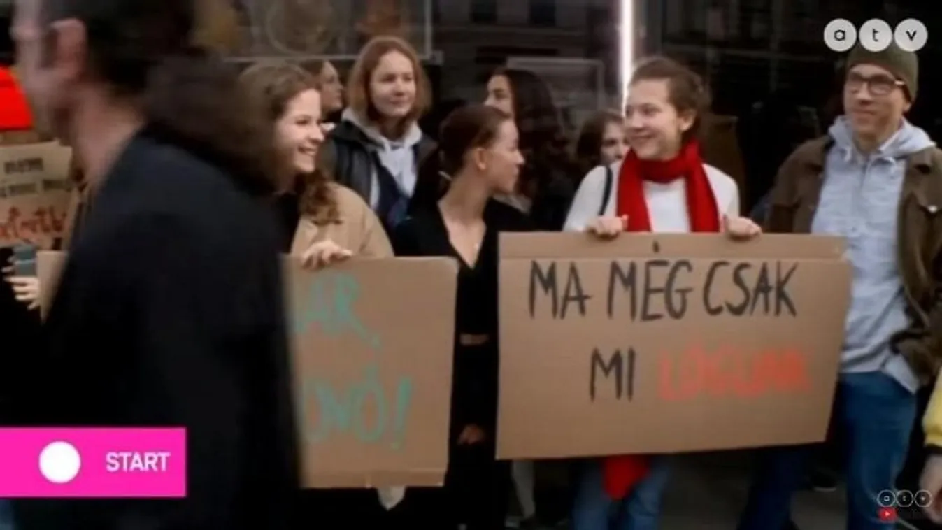 Pedofiloknak adná oda a kormányfő unokáit