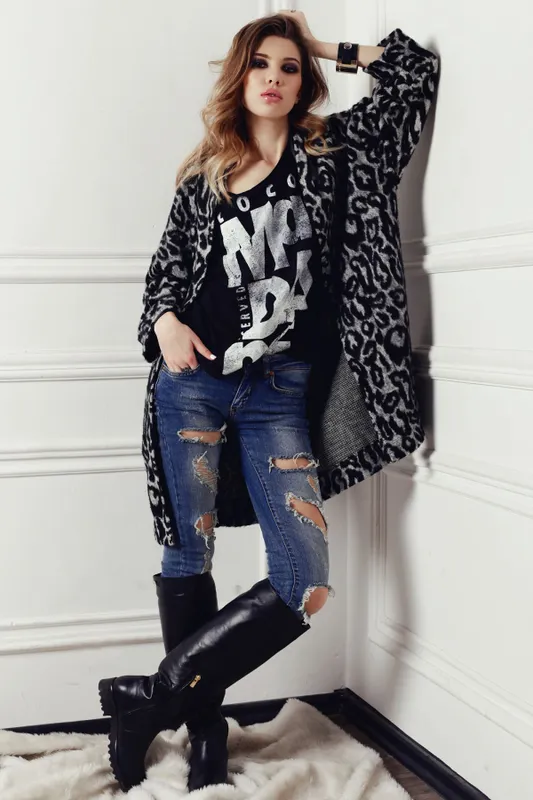 Fashion,Photo,Of,Sexy,Brunette,Woman,In,Leopard,Cardigan,stylish,Blue