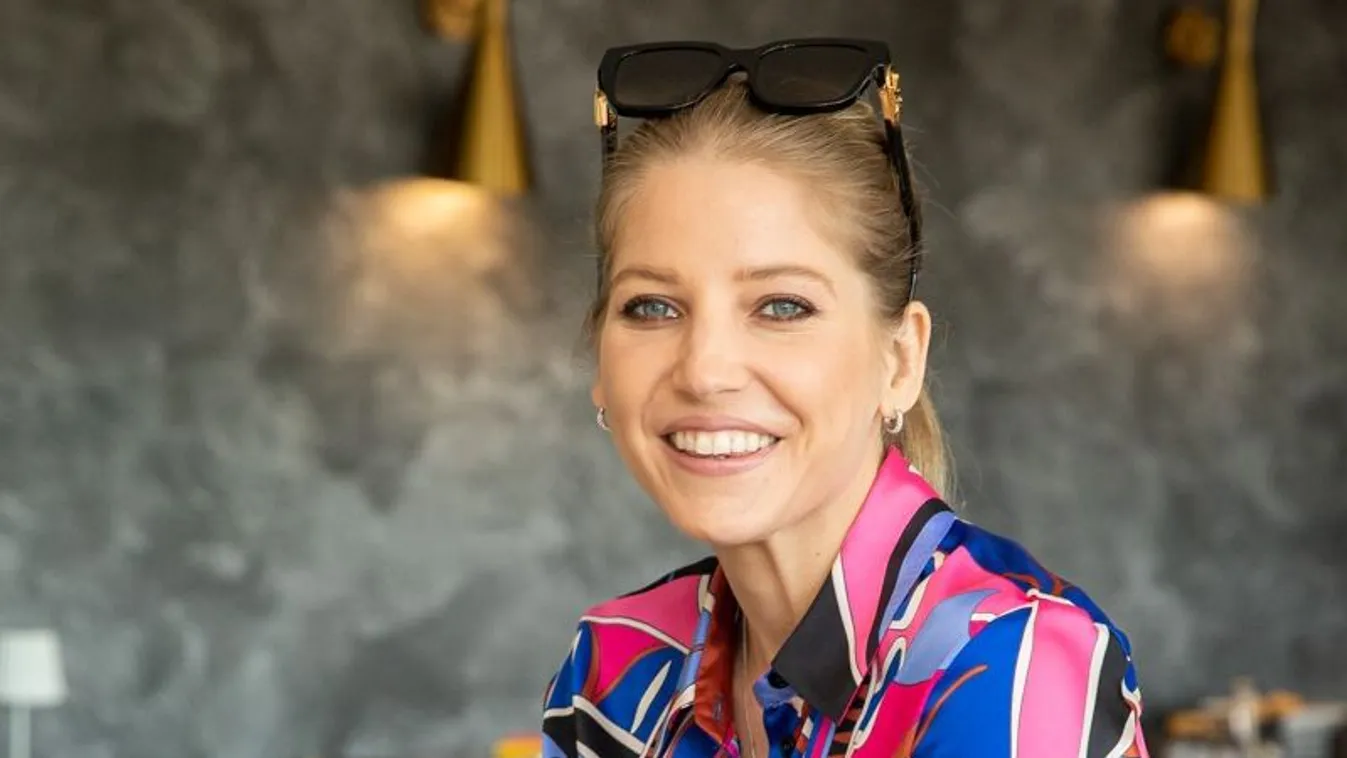 Szabó Zsófinak még sosem volt ilyen kockás a hasa - fotó