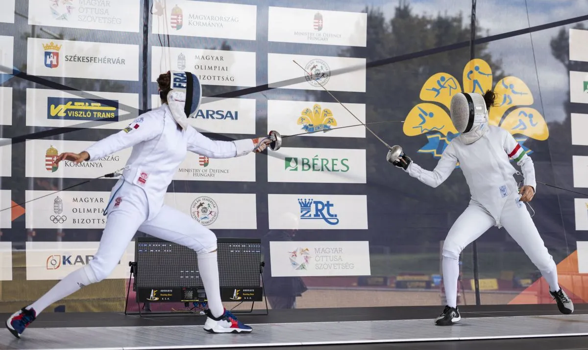 CLOUVEL, Elodie; GUZI Blanka