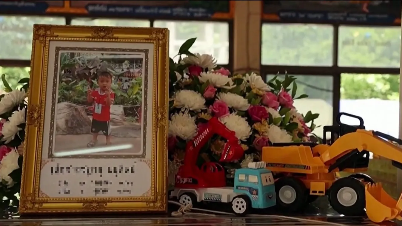 Kedvenc plüssállataikkal temették el az óvodásokat