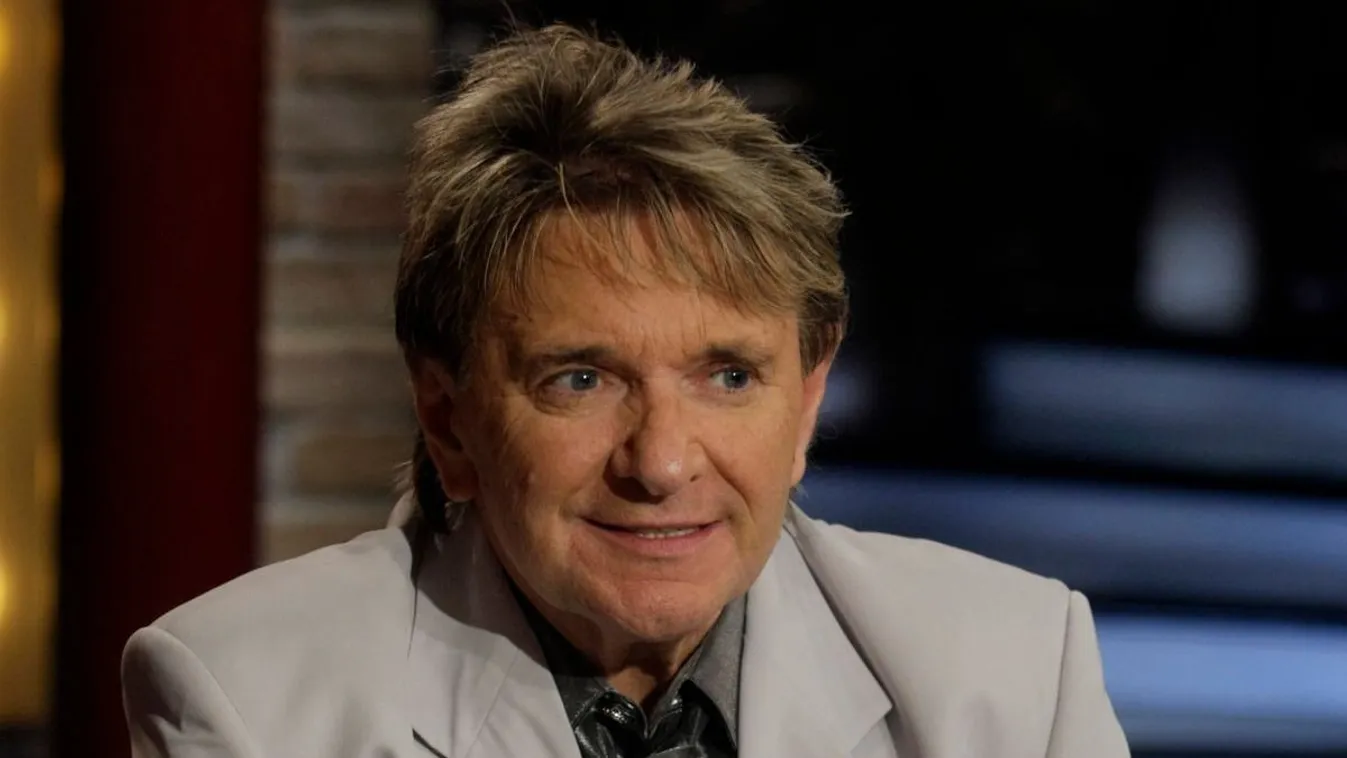 Éjszaka tűnt fel a háznál Komár László lánya, nem véletlenül