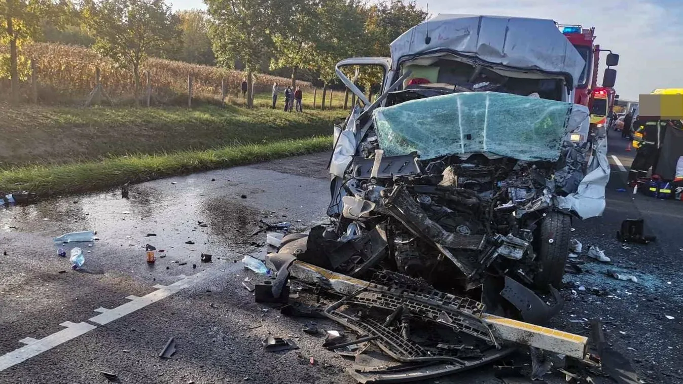 Rémisztő fotó az M1-esen történt brutális balesetről