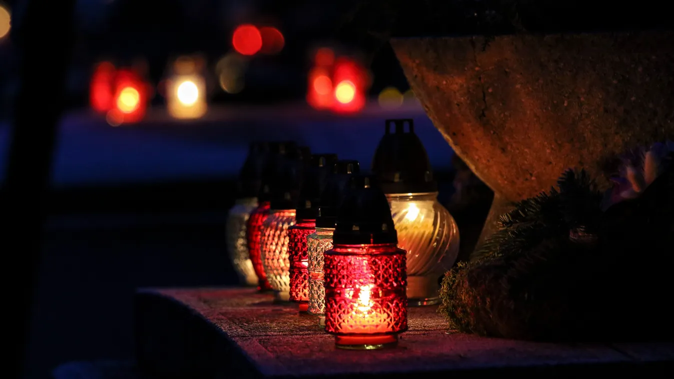 Lefotózták Simon Tibor sírját