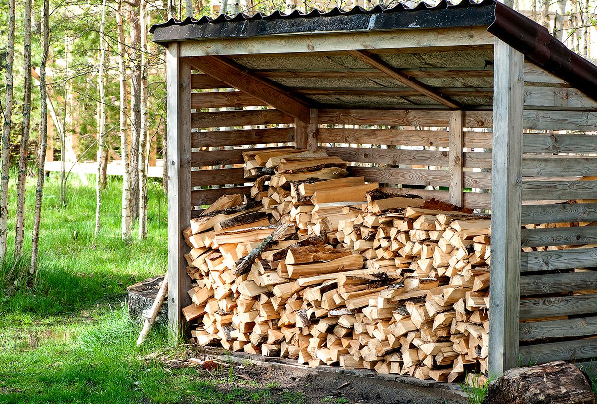 Shed,For,Storing,Firewood,With,Dry,Firewood.