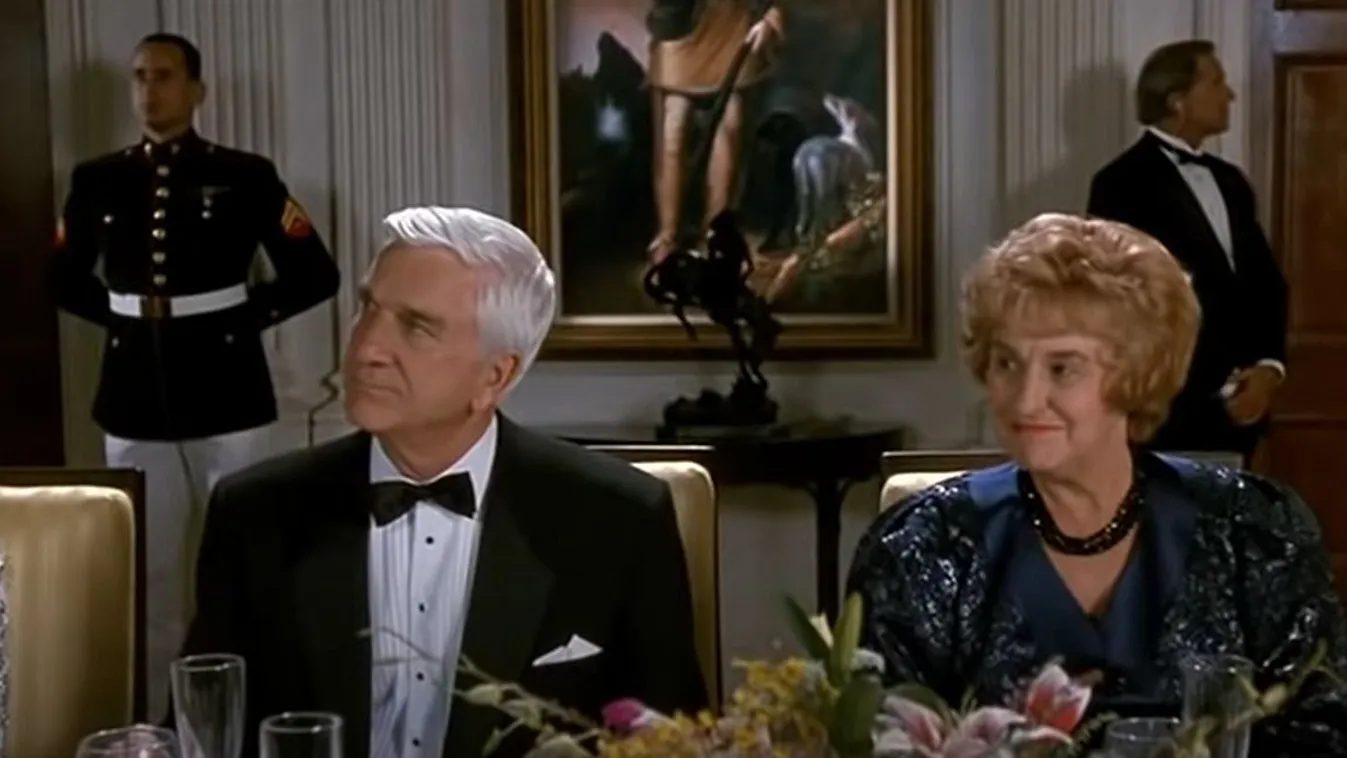 Jön a Csupasz pisztoly folytatása!