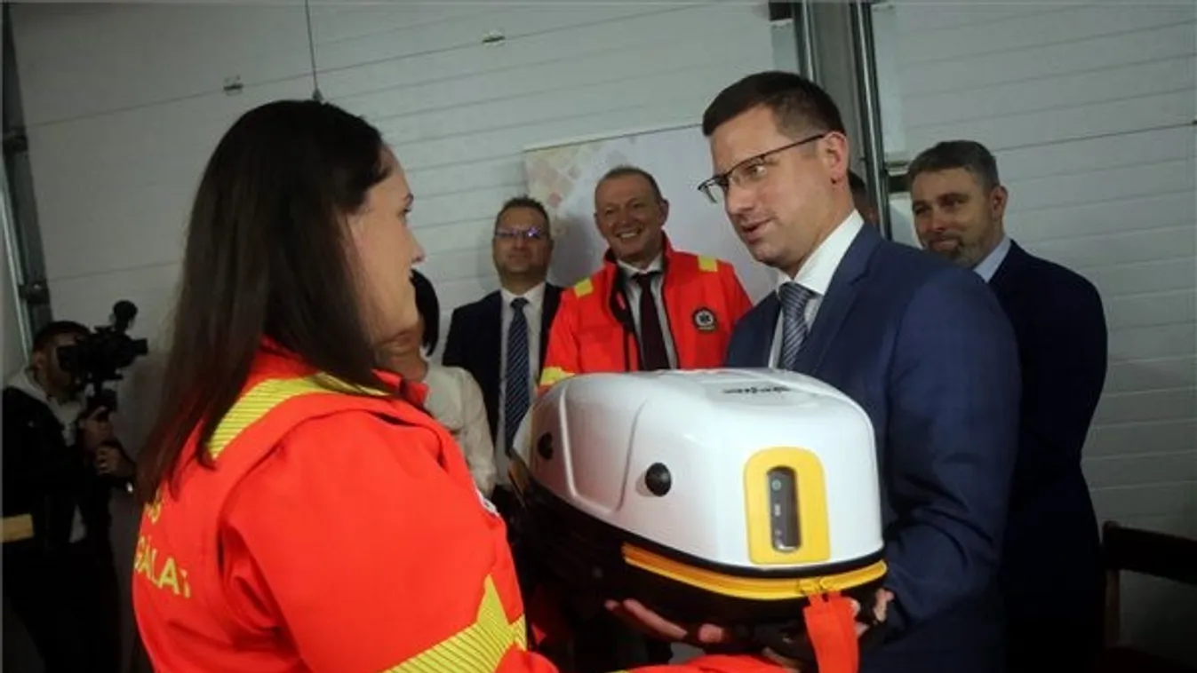 Gulyás: a baloldali rágalomból szívkompressziós gép lett
