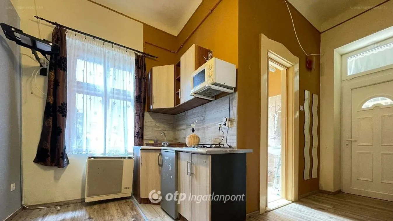 16 nm és összkomfortos: Mi az? Egy angyalföldi lakás!