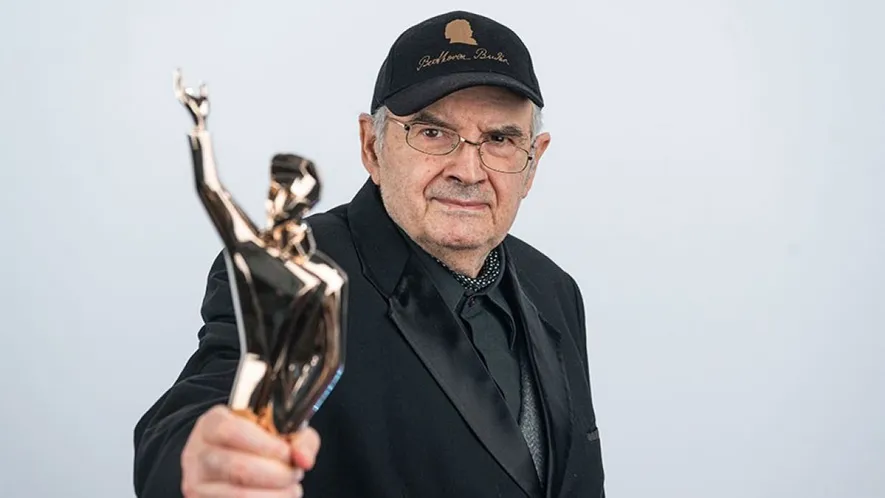 SZAKCSI LAKATOS Béla