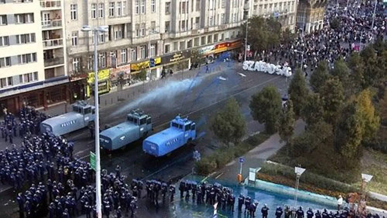 A terror napjai: ezek nemzeti ünnepünk legsokkolóbb videói