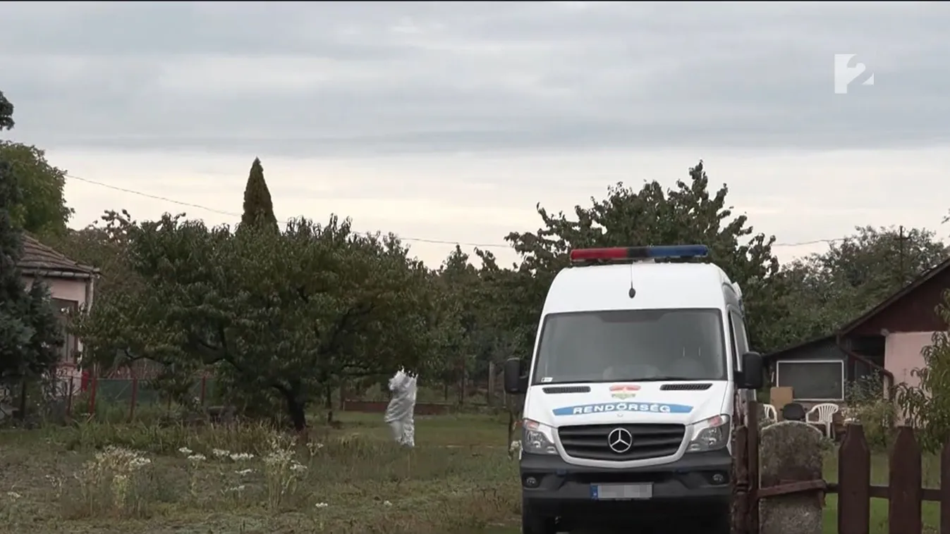 Újabb részlet: Baltával várta férje a magyar fitneszmodellt