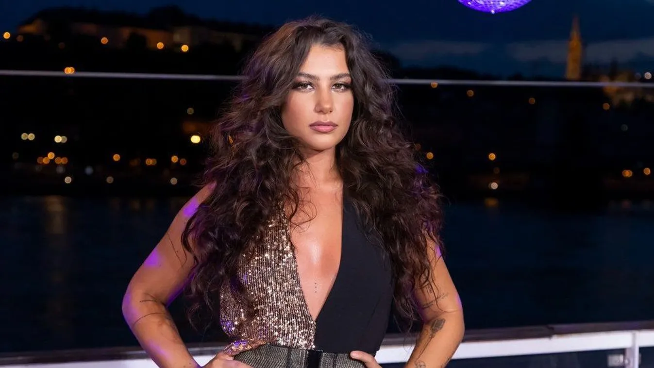 Intim kép készült Tóth Andiról és kedveséről