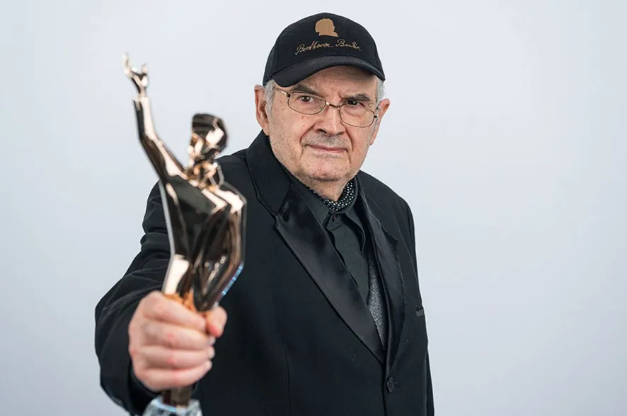 SZAKCSI LAKATOS Béla