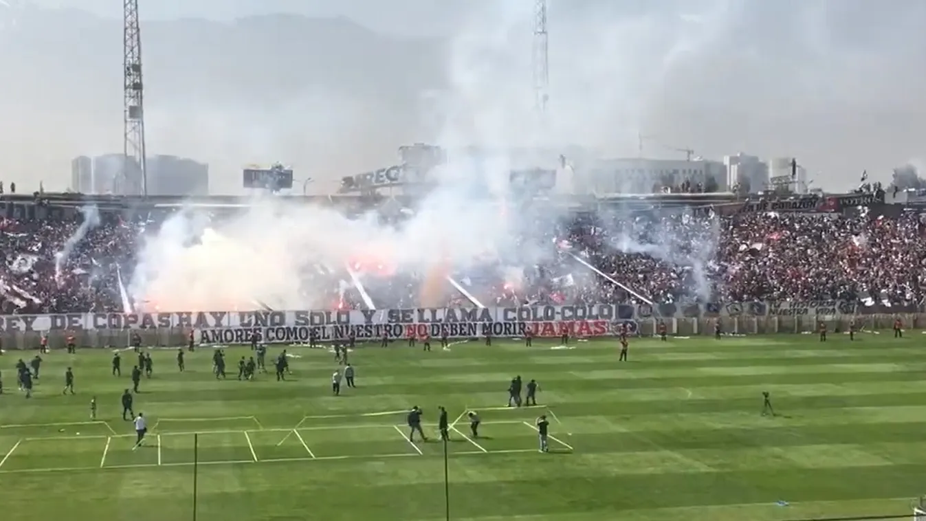 Tragédia az edzésen: szurkolókra omlott a stadion - Videó