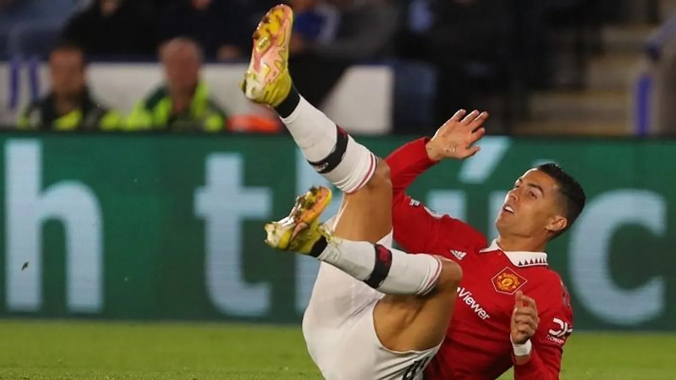 Elvesztette a fejét, a pályán bunyózott Ronaldo - videó