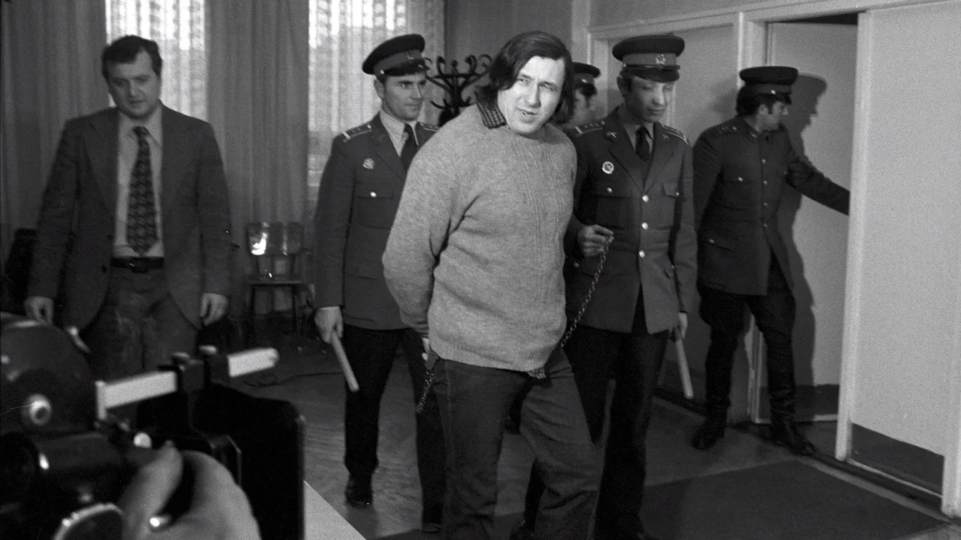 Így néz ki a magyar sorozatgyilkos sírja