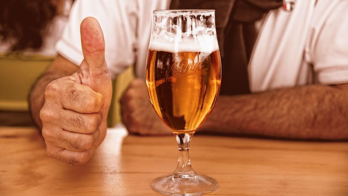 Szenzációs felfedezés: Ez az alkohol csökkenti az Alzheimer-kór kialakulását!