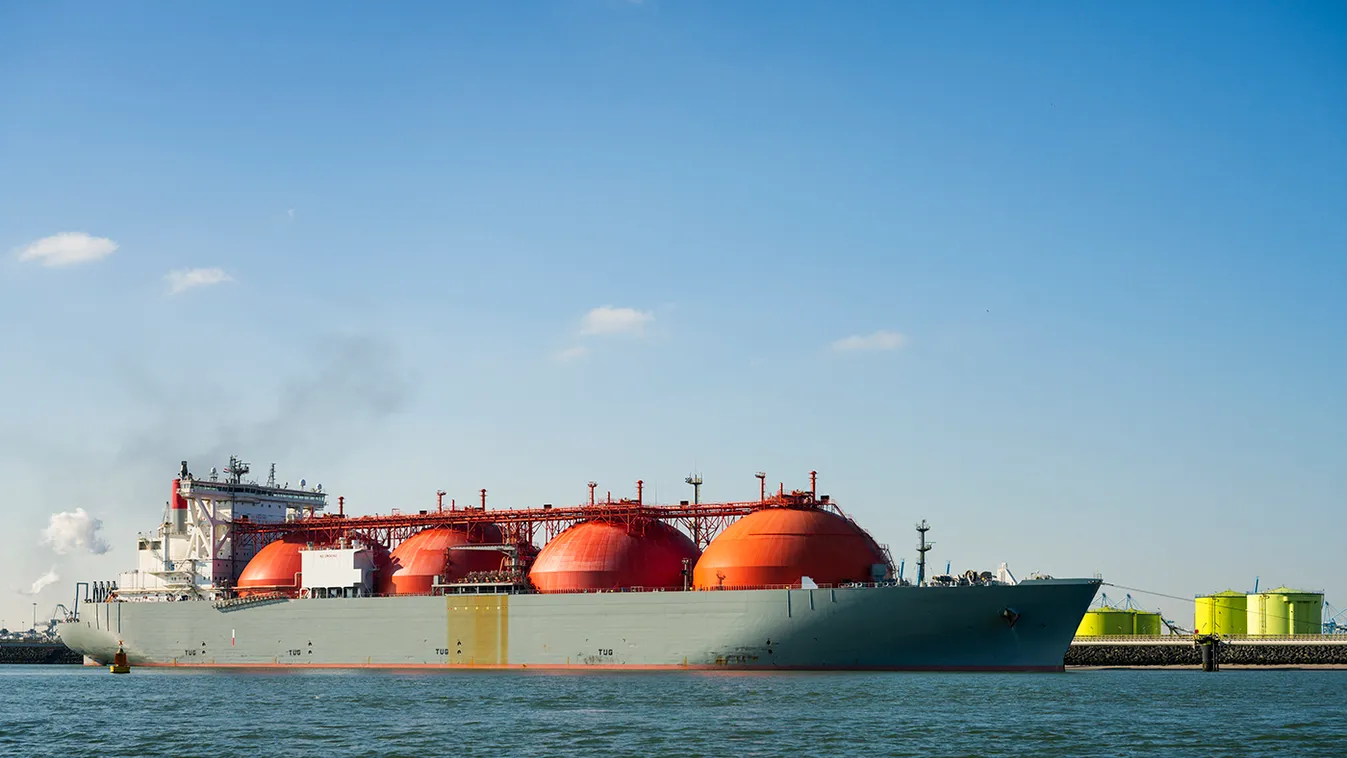 Extra hasznot húznak a multik a háborúból